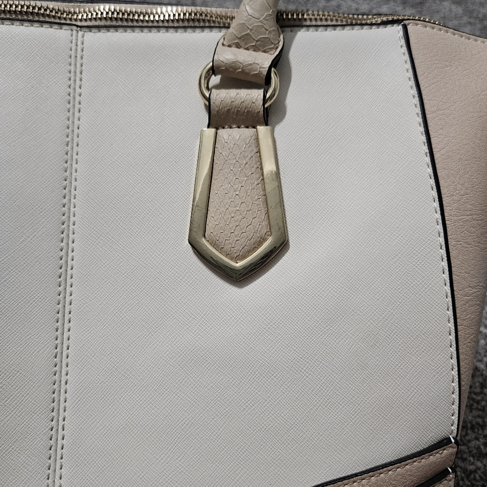 Mossimo Large Bag - Picture 7 of 16